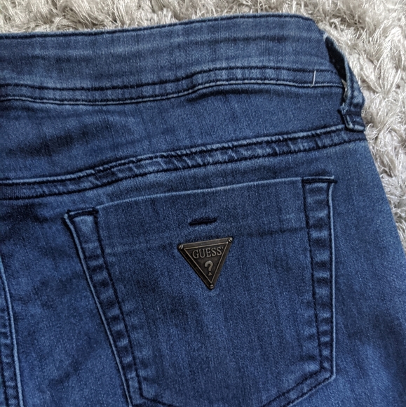 GUESS Elastic Ankle Medium Wash Jeans - Picture 2 of 3